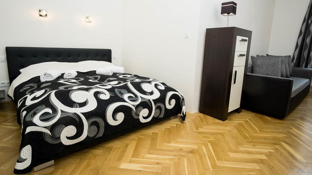 Black&White Apartment Krakovská Прага Екстериор снимка